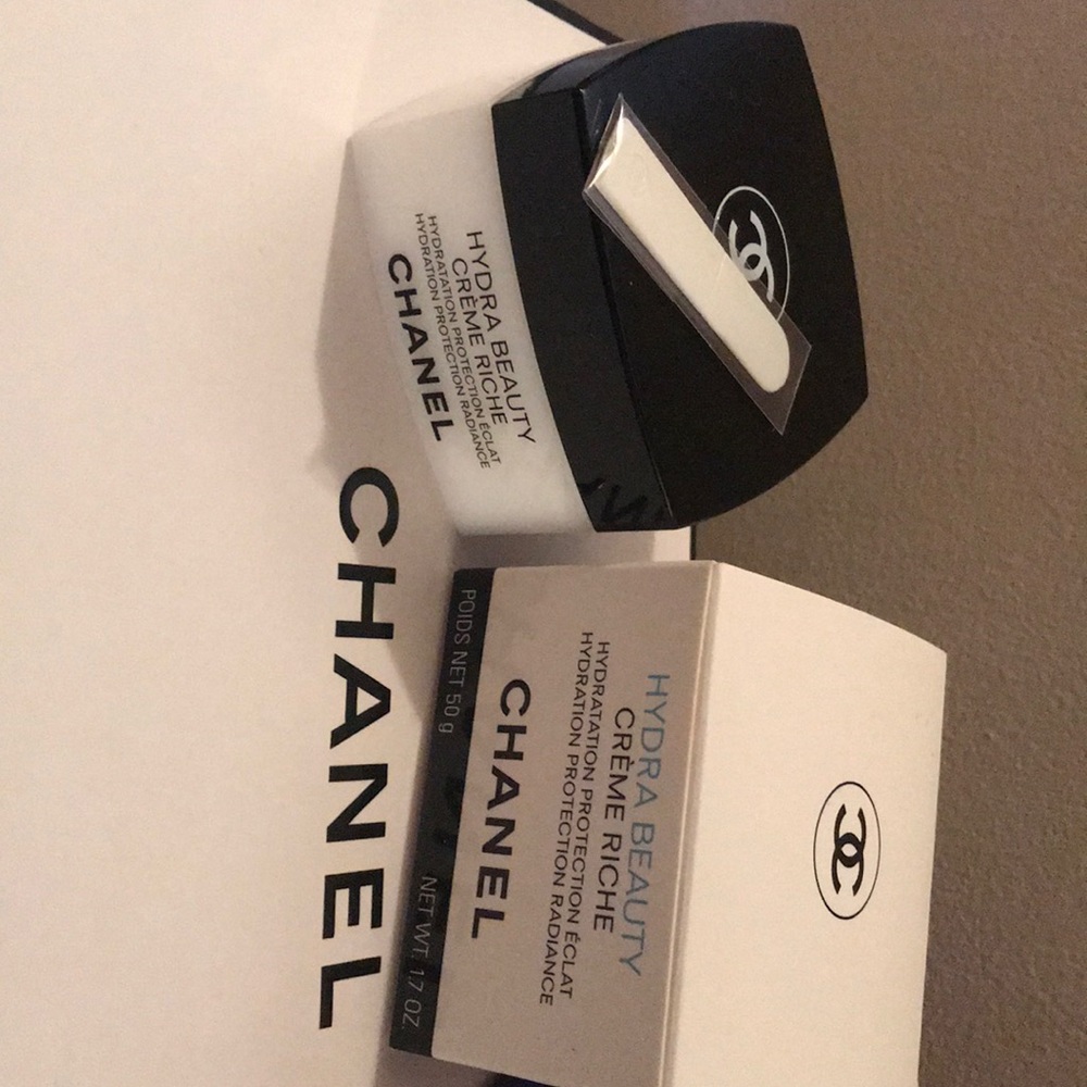Chanel Hydra Beauty cream riche.